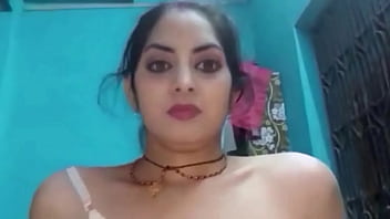 Desi girl gets passionate kissing and pussy licking