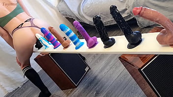 Exploring new pleasures with diverse dildos: A milf's thrilling experience